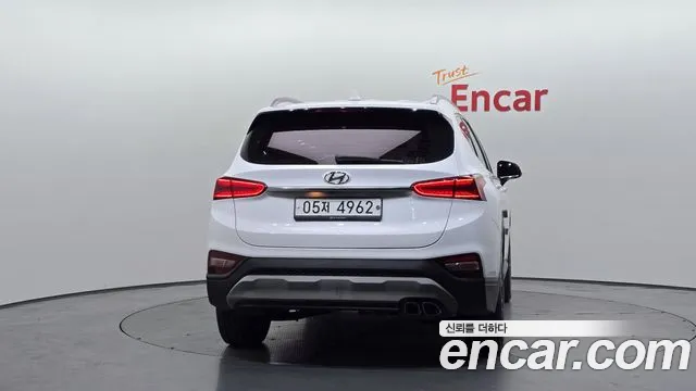 Hyundai Santa Fe 2018 thumb 6