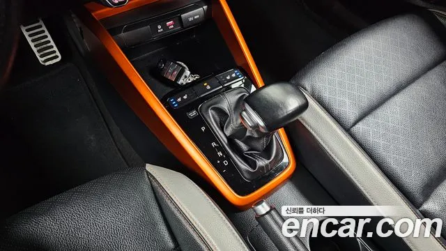 Kia Stonic 2019 thumb 2