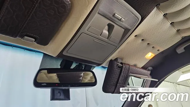 KGM Rexton 2018 thumb 3