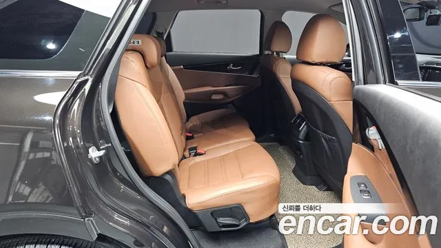 Kia Sorento 2018 thumb 5