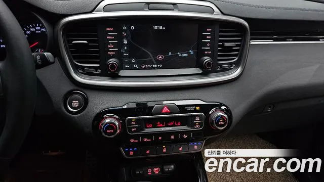 Kia Sorento 2018 thumb 8