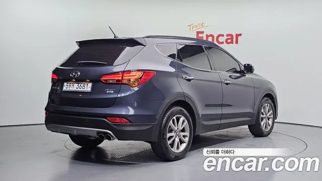 Hyundai Санта Фе 2014 thumb 10