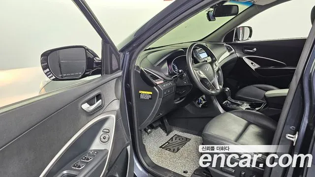 Hyundai Санта Фе 2014 thumb 8
