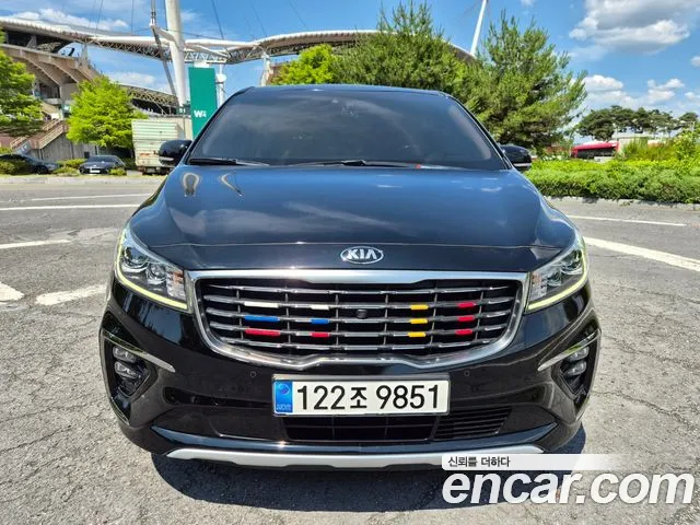 Kia Carnival 2019 thumb 8