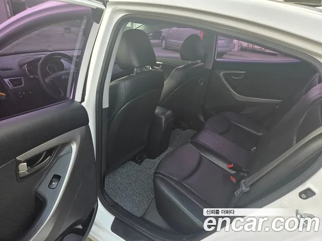 Hyundai Avante 2013 thumb 5