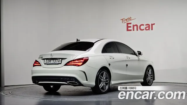 Mercedes-Benz A-Класс 2018 thumb 4