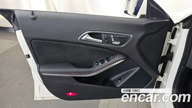 Mercedes-Benz A-Класс 2018 thumb 8