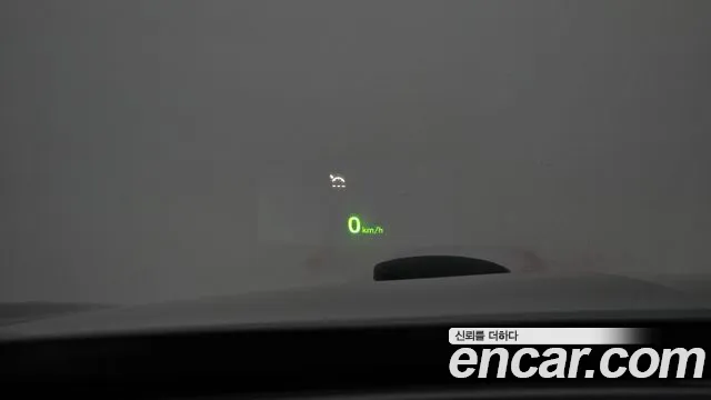 Genesis G90 2019 thumb 5
