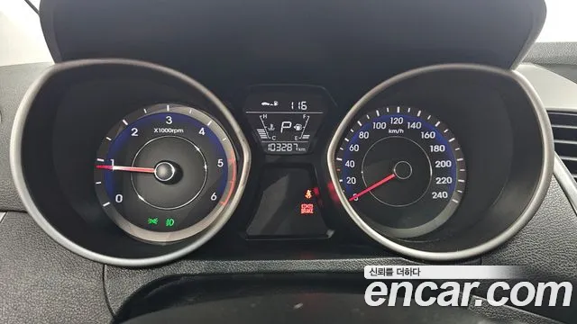 Hyundai Elantra 2015 thumb 11