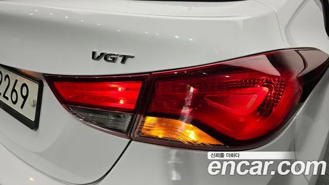 Hyundai Elantra 2015 thumb 6