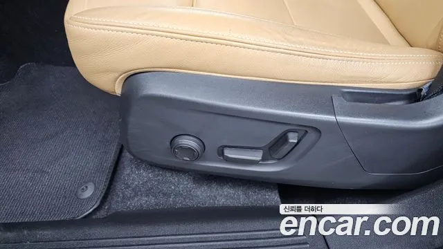 Volvo XC40 2020 thumb 10