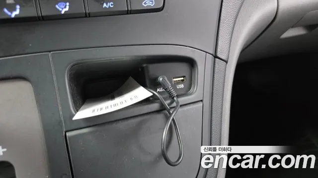 Hyundai Staria 2019 thumb 6