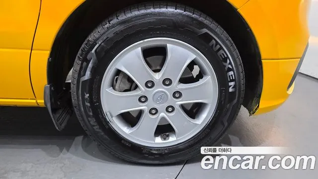 Hyundai Staria 2019 thumb 10