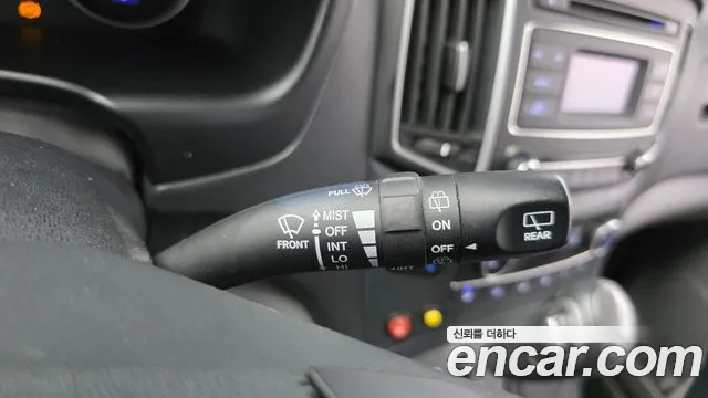 Hyundai Staria 2019 thumb 5