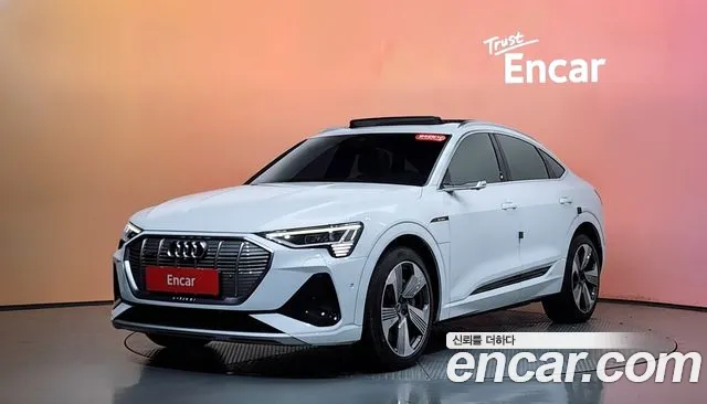 Audi e-tron 2021 thumb 5