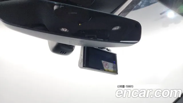 Audi e-tron 2021 thumb 10