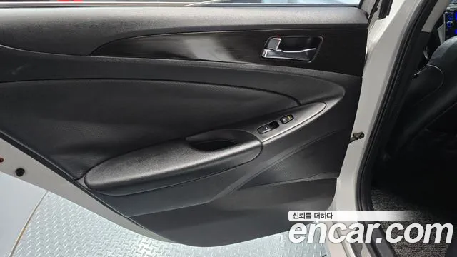 Hyundai Sonata 2011 thumb 7