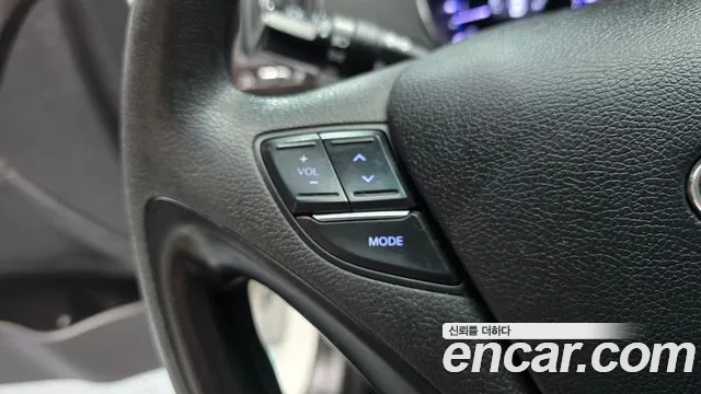 Hyundai Sonata 2011 thumb 6