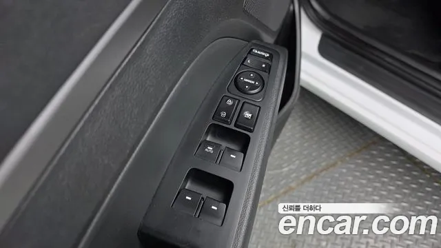 Hyundai Avante 2016 thumb 2