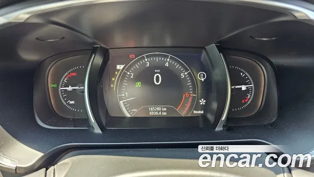 Renault SM6 2016 thumb 11