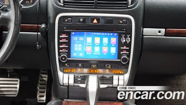 Porsche Cayenne 2004 thumb 10