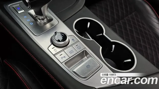 Genesis G70 2019 thumb 6