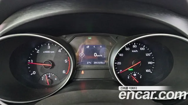 Kia Carnival 2015 thumb 4