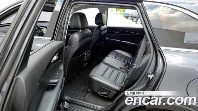 Kia Sorento 2015 thumb 9