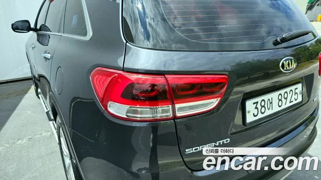 Kia Sorento 2015 thumb 12