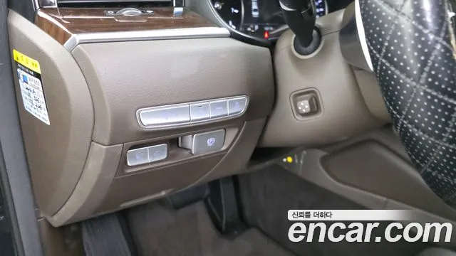 Kia K9 2018 thumb 9