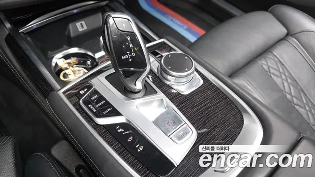 BMW 7 серии 2017 thumb 9