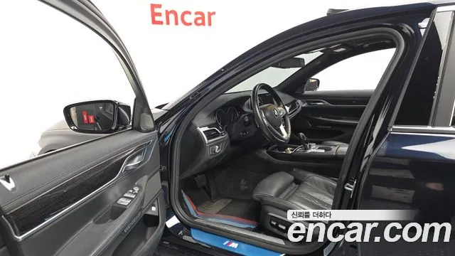 BMW 7 серии 2017 thumb 7