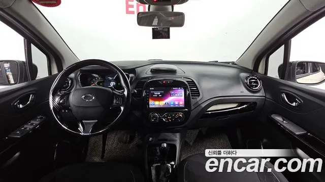 Renault QM3 2014 thumb 10