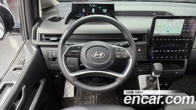 Hyundai Staria 2025 thumb 7