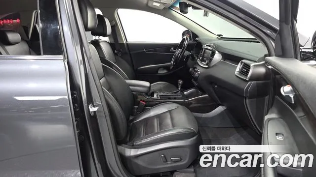Kia Sorento 2016 thumb 5