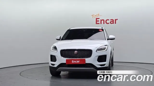 Jaguar E-Pace 2019 thumb 4
