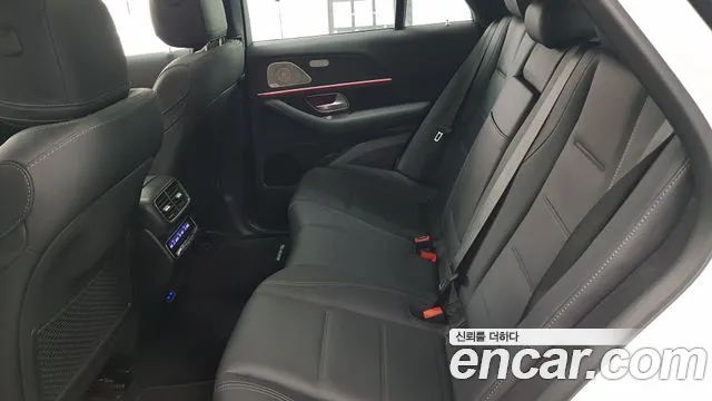 Mercedes-Benz E-Класс 2025 thumb 9