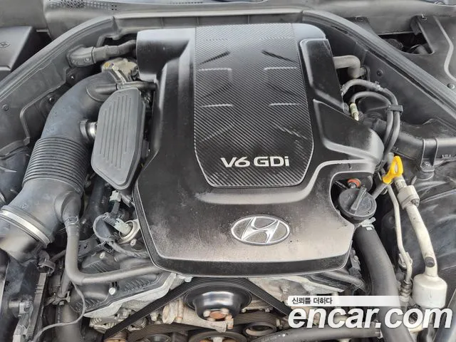 Hyundai Genesis 2014 thumb 3