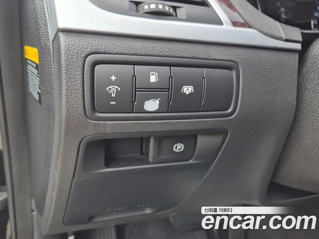Hyundai Genesis 2014 thumb 9