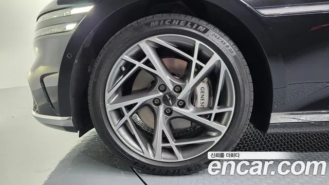Genesis G90 2022 thumb 10