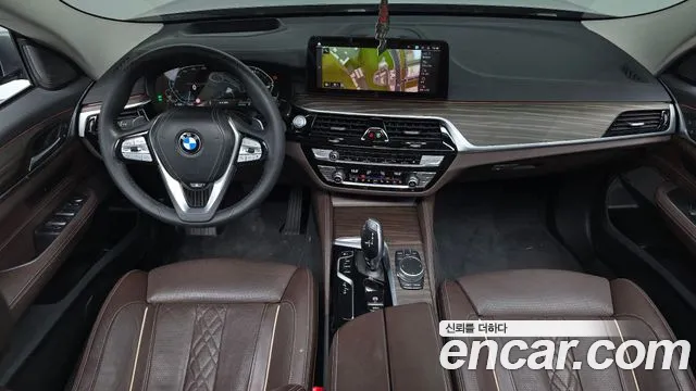 BMW 6 серии Gran Turismo 2022 thumb 2