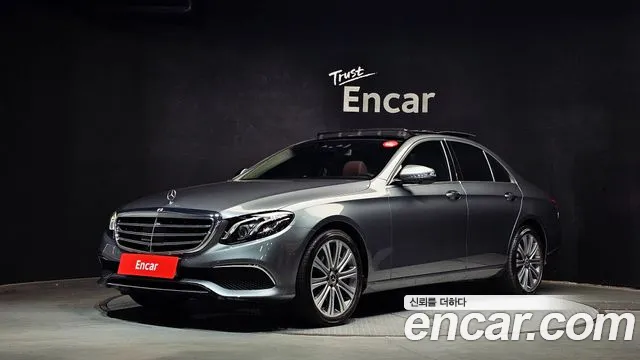 Mercedes-Benz E-Class 2020 thumb 7