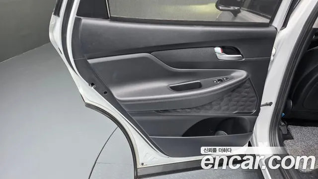 Hyundai Santa Fe 2021 thumb 6