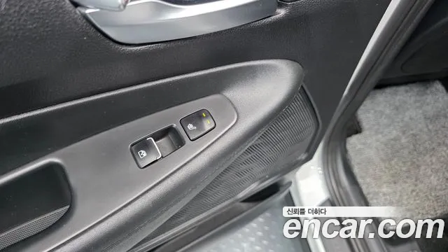 Hyundai Santa Fe 2021 thumb 2