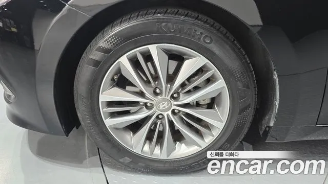 Hyundai Grandeur 2014 thumb 2