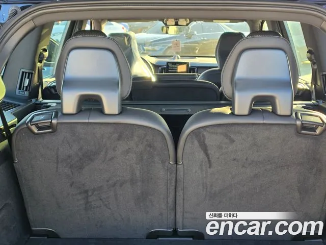 Volvo XC90 2026 thumb 4
