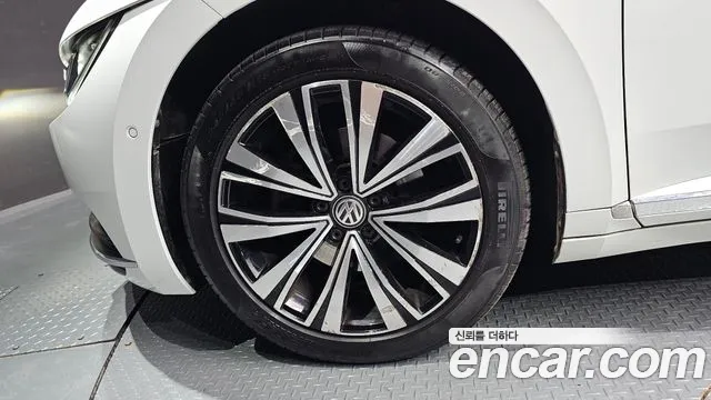 Volkswagen Arteon 2019 thumb 9