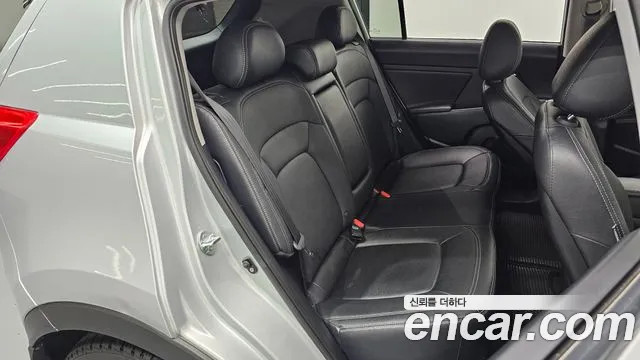 Kia Sportage 2011 thumb 2