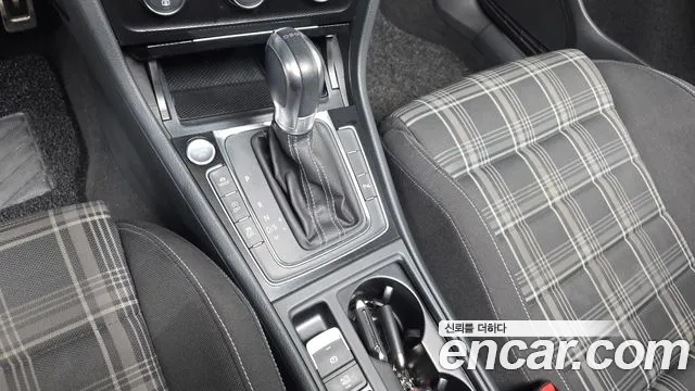 Volkswagen Golf 2016 thumb 9
