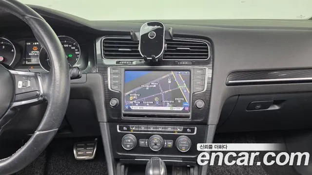 Volkswagen Golf 2016 thumb 2